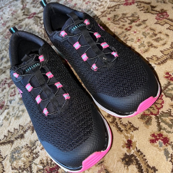 Sketchers with Memory Foam - Picture 6 of 7